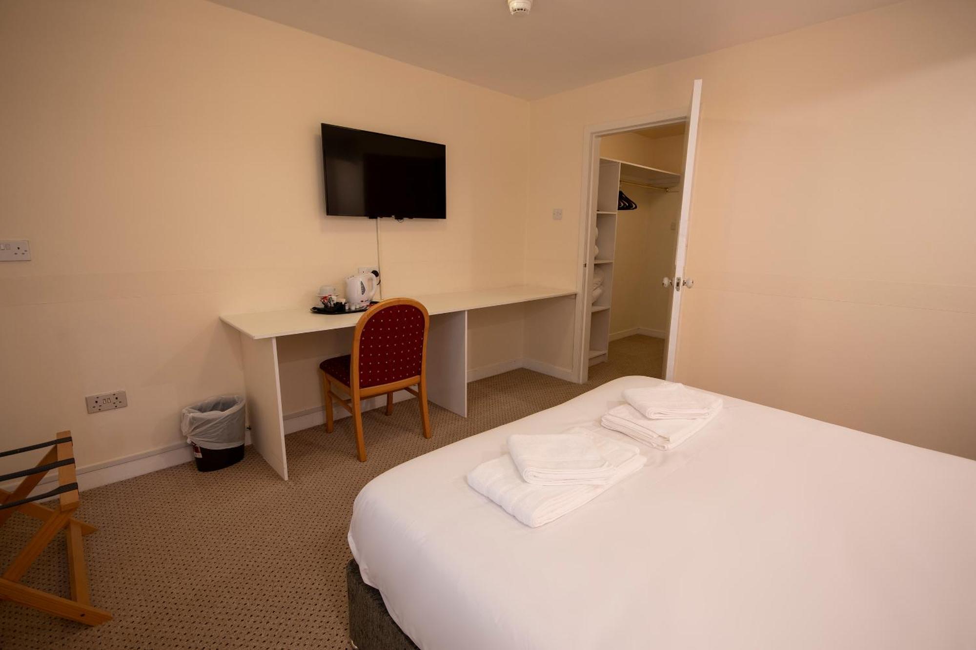 Douglas Arms Hotel by Paymán Club Castle Douglas Habitación foto