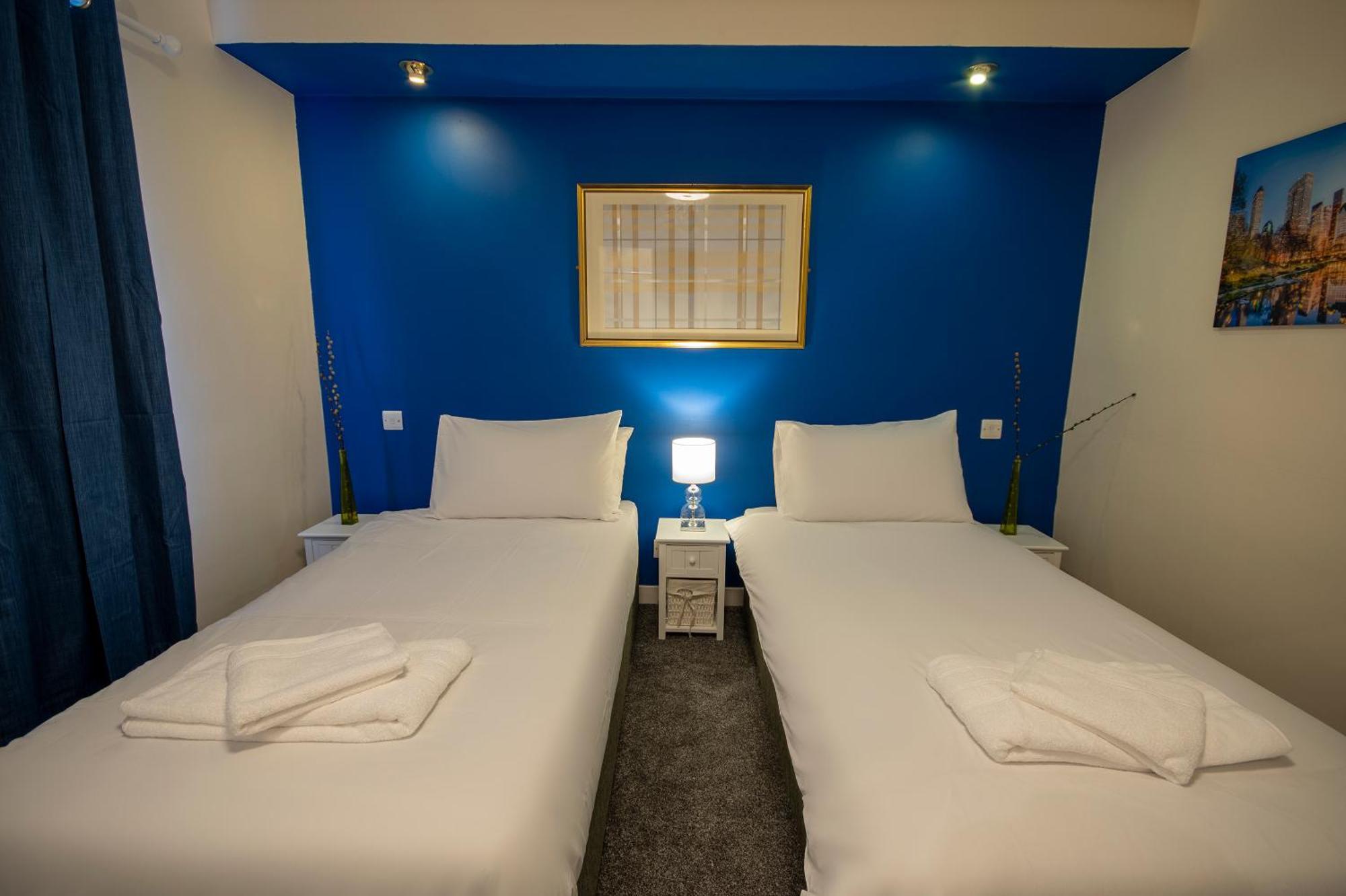 Douglas Arms Hotel by Paymán Club Castle Douglas Habitación foto