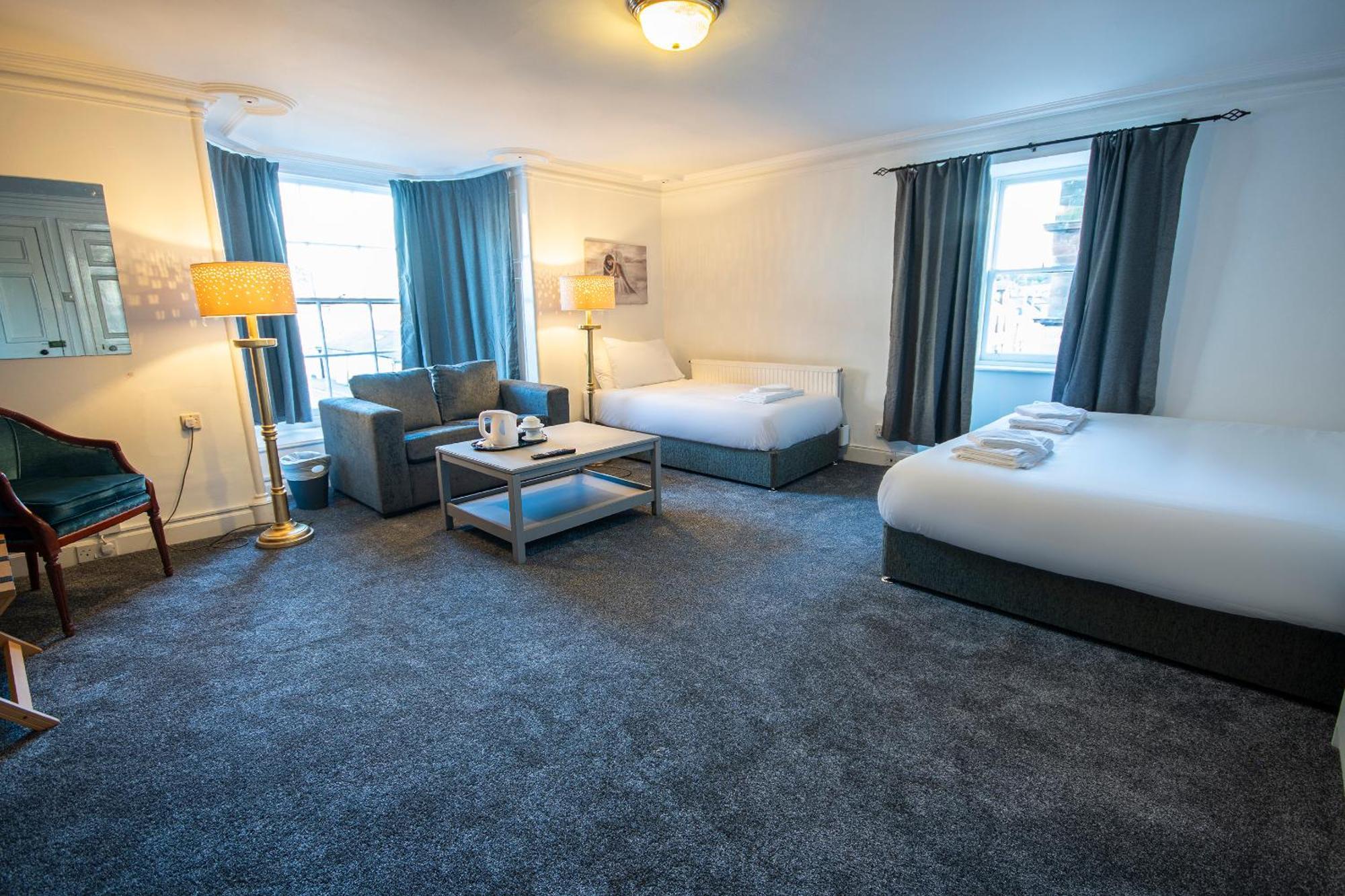 Douglas Arms Hotel by Paymán Club Castle Douglas Habitación foto